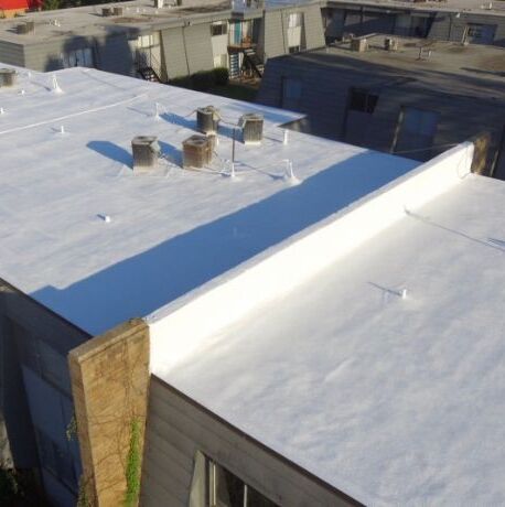 Belter roofing performing commercial roof replacement services in Oklahoma.