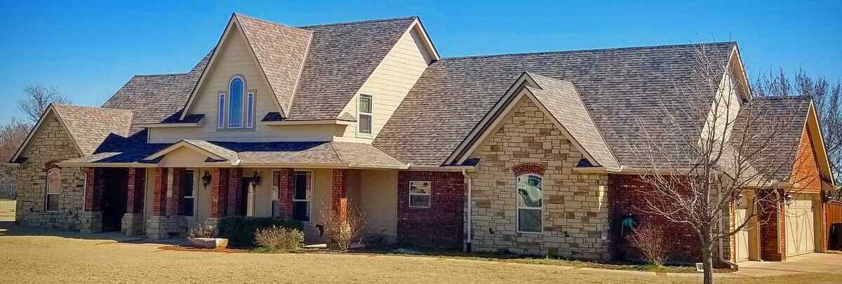 Must-know roofing tips for Oklahoma first-time homeowners.